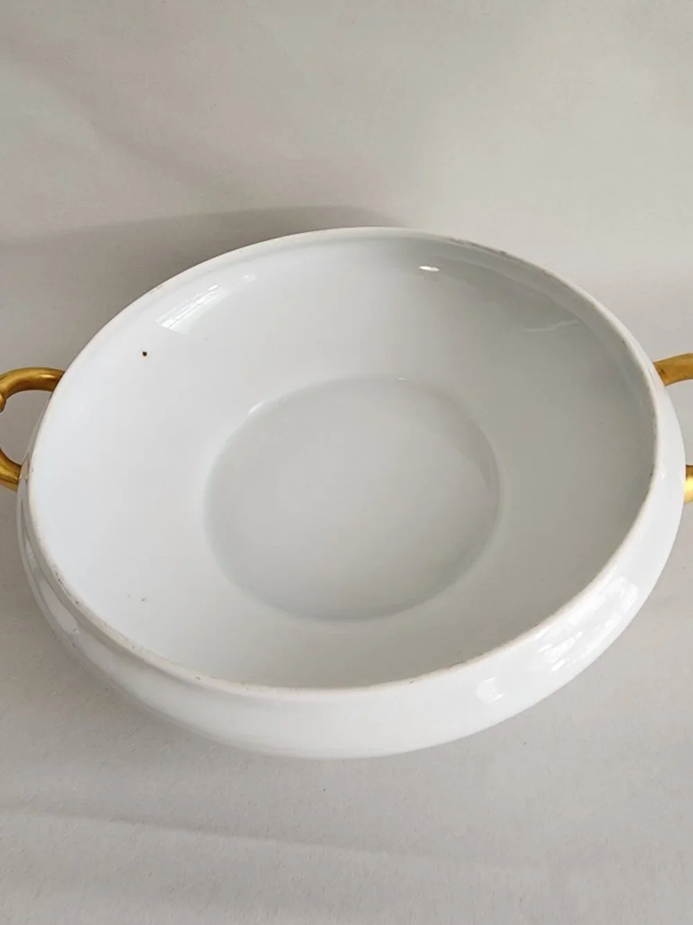 Vintage Heinrich & Co H&C Selb Bavaria Covered Serving Bowl White Gold Trim